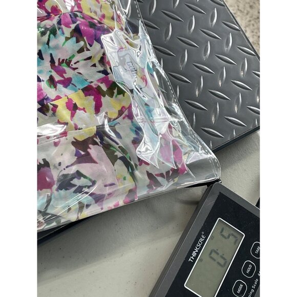 Cabi Eden Blouse Size Medium Floral Faux Wrap VNeck Watercolor Purple Multi Boho - Picture 8 of 8